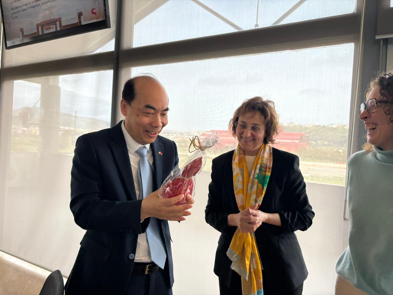 Città della Scienza accoglie la delegazione dell’Ambasciata della Repubblica Popolare Cinese in Italia