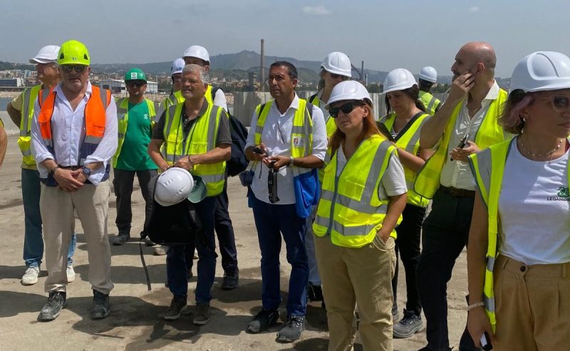 La Vicepresidente di Città della Scienza Antigone Marino alla visita istituzionale nel cantiere di Bagnoli-Coroglio